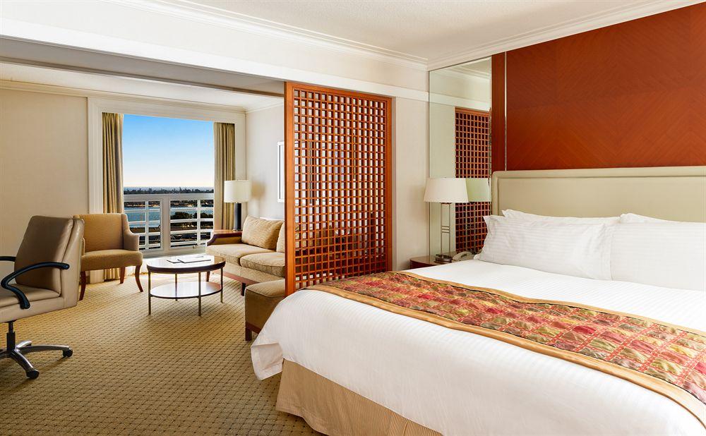 San Diego Marriott Gaslamp Quarter Экстерьер фото